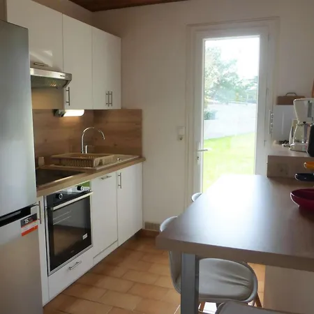 Br000-092 3 Pièces 6 Couchages Bretignolles Sur *